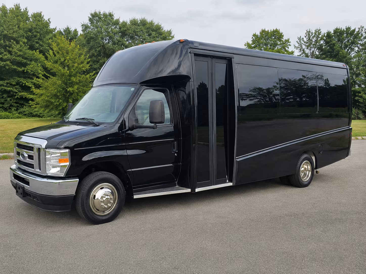 lynchburg religious group transportation onboard seating